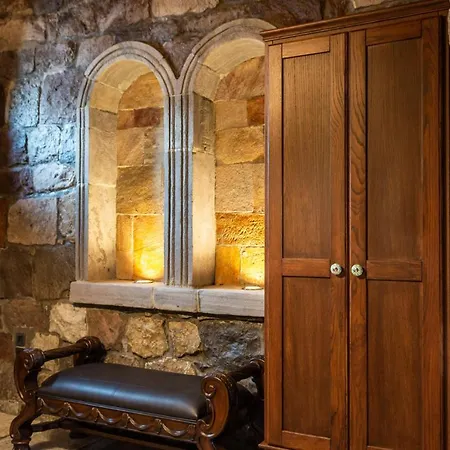 The Treasure Box - Private Stone Villa *