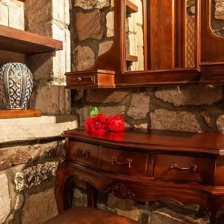 Villa The Treasure Box - Private Stone *